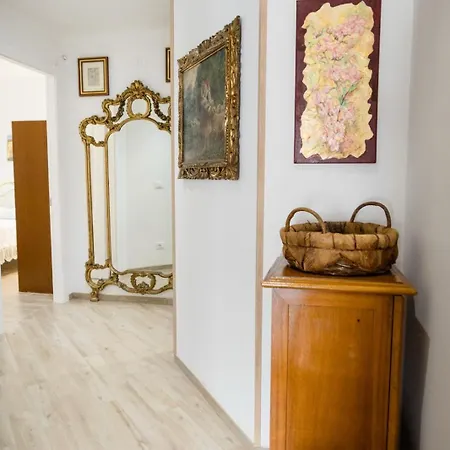 Casa Rosso - Le Cantine Oda ve Kahvaltı