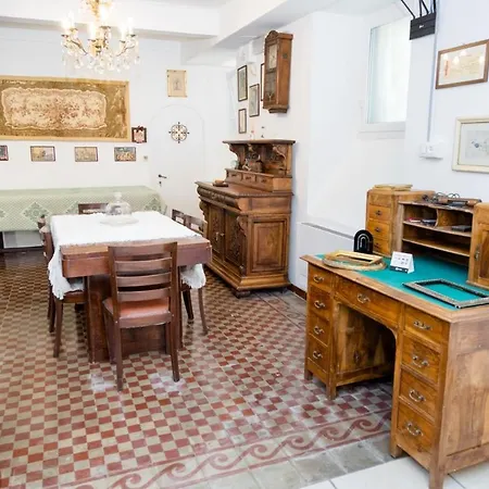 住宿加早餐酒店 Casa Rosso - Le Cantine *