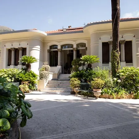 Casa Rosso - Le Cantine