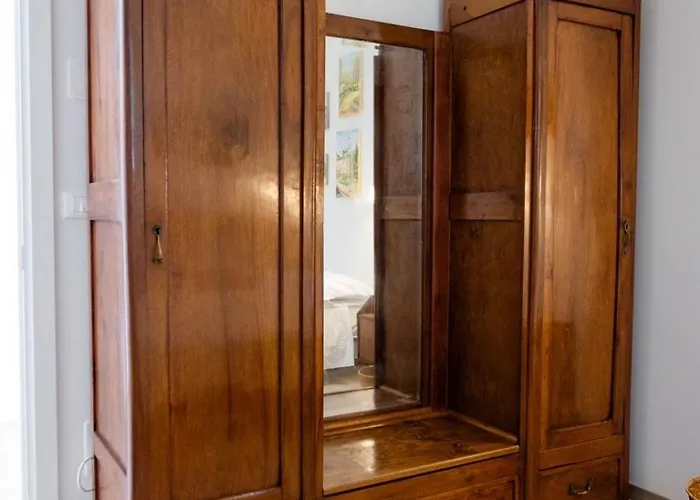 Casa Rosso - Le Cantine Bed & Breakfast Cisano sul Neva