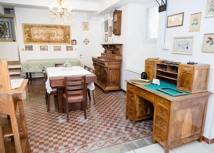 Bed & Breakfast Casa Rosso - Le Cantine *