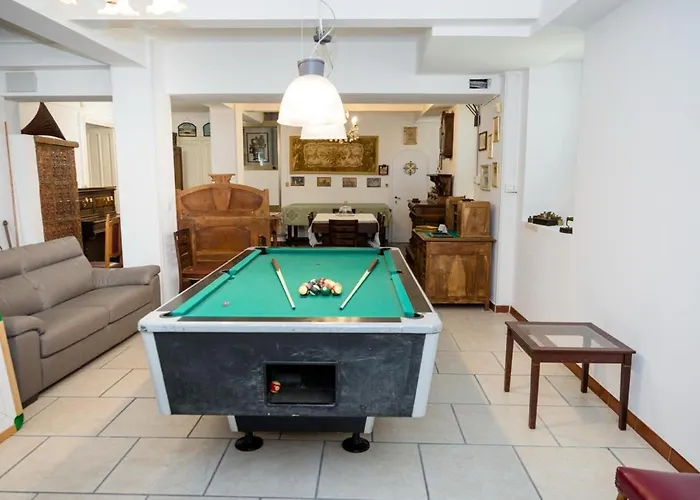 Casa Rosso - Le Cantine Cisano sul Neva